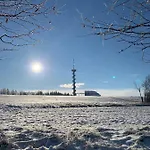 Chata73- Leden, Mame Skvele Podminky Pro Lyzovani! * Novy Hradek