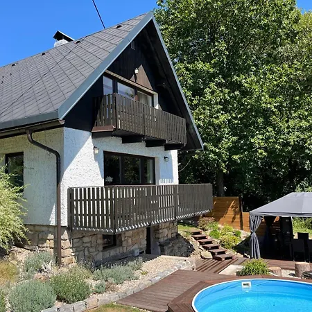 Apartament 73 *