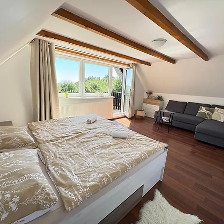73 Apartament *